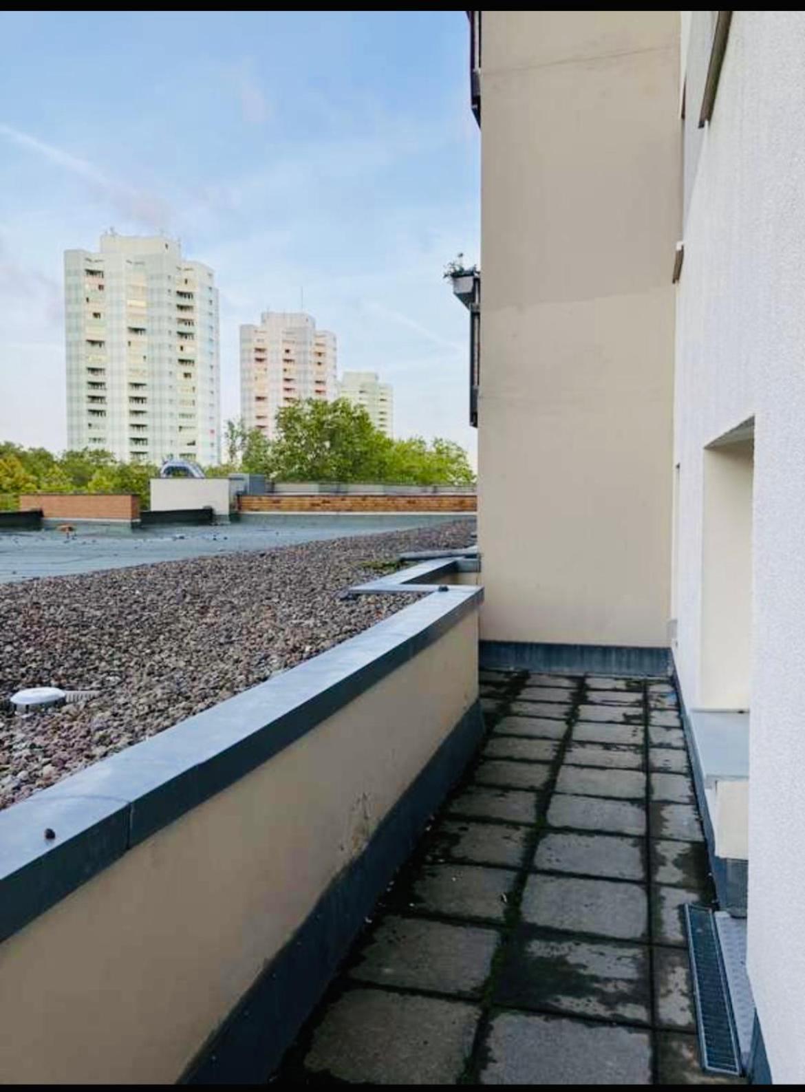 Gdr Flat With Rooftop Terrace Zingster Str 베를린 외부 사진